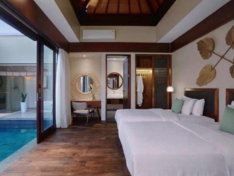Kamuela Villa Lagoi Bay Bintan Exterior photo